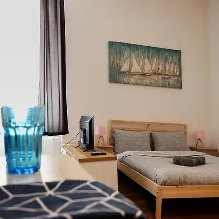 Temza Hostel *